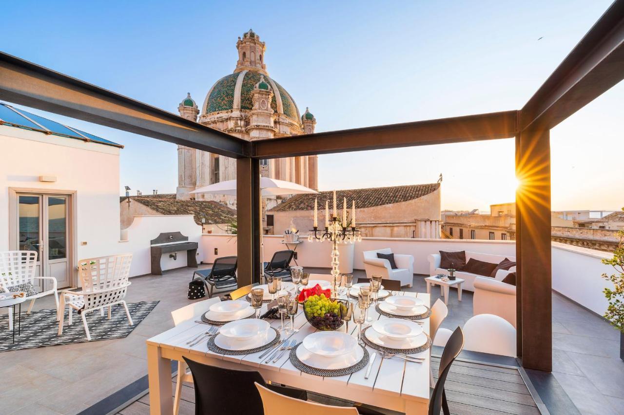 Dimora Al Duomo Apartment ตราปานี ภายนอก รูปภาพ