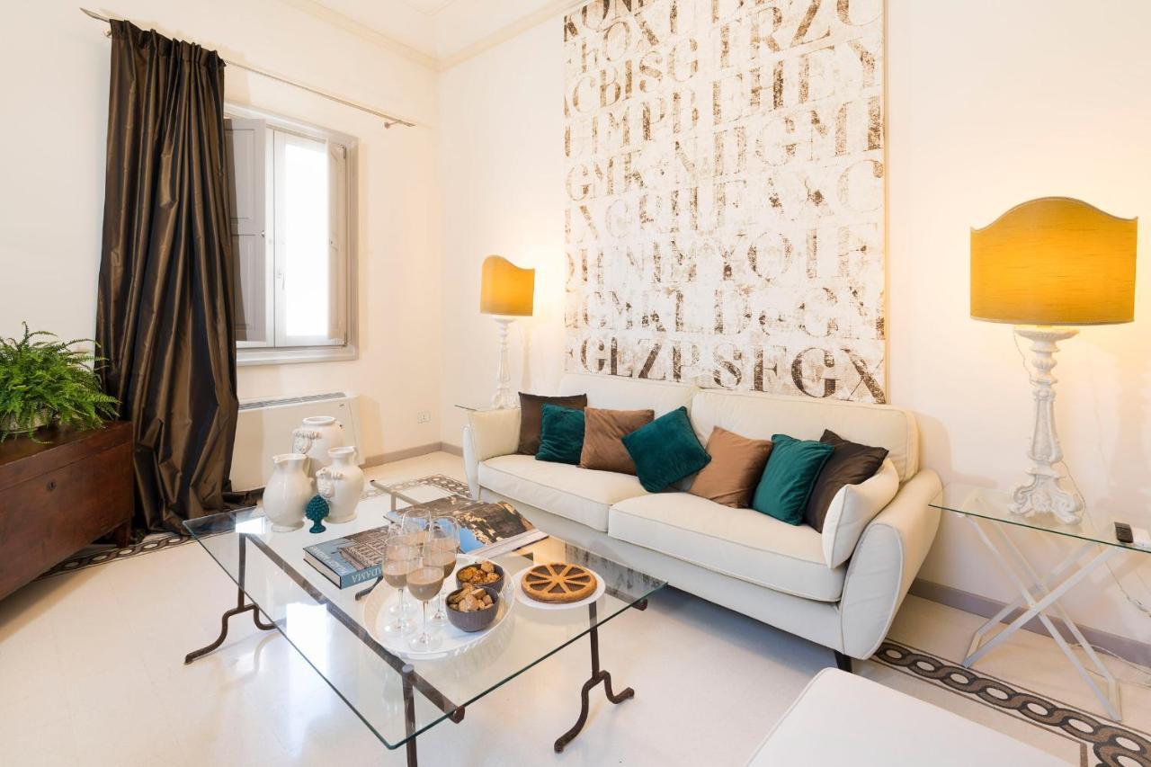 Dimora Al Duomo Apartment ตราปานี ภายนอก รูปภาพ