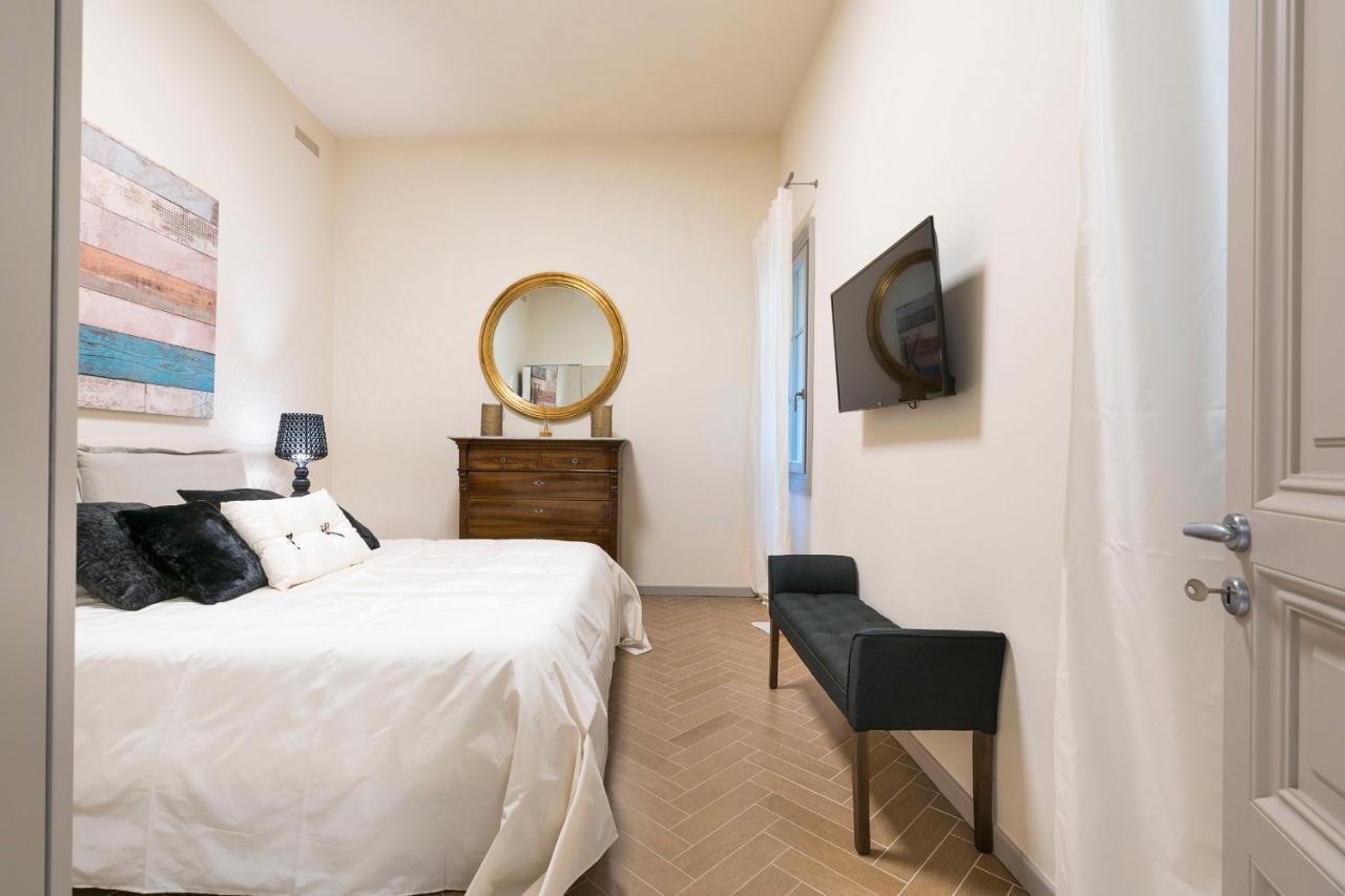 Dimora Al Duomo Apartment ตราปานี ภายนอก รูปภาพ