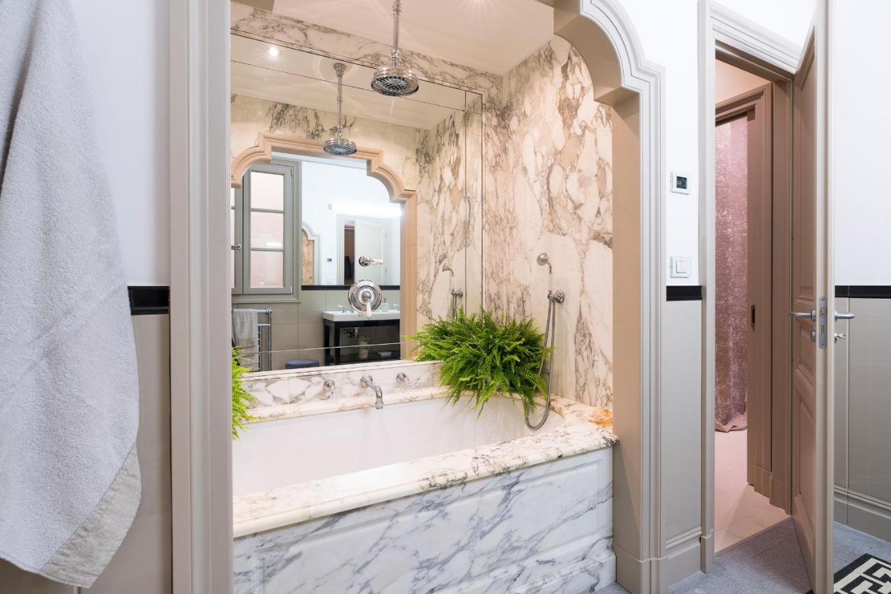 Dimora Al Duomo Apartment ตราปานี ภายนอก รูปภาพ