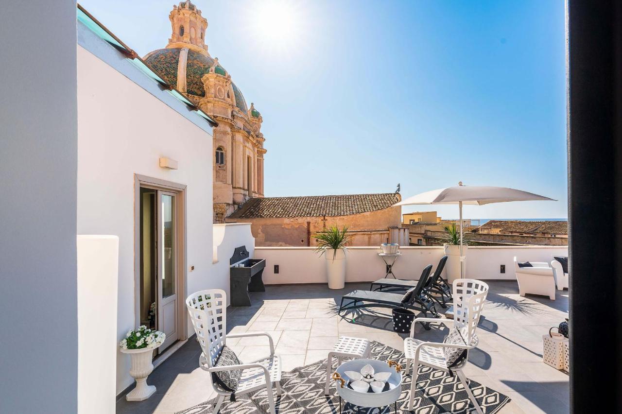 Dimora Al Duomo Apartment ตราปานี ภายนอก รูปภาพ
