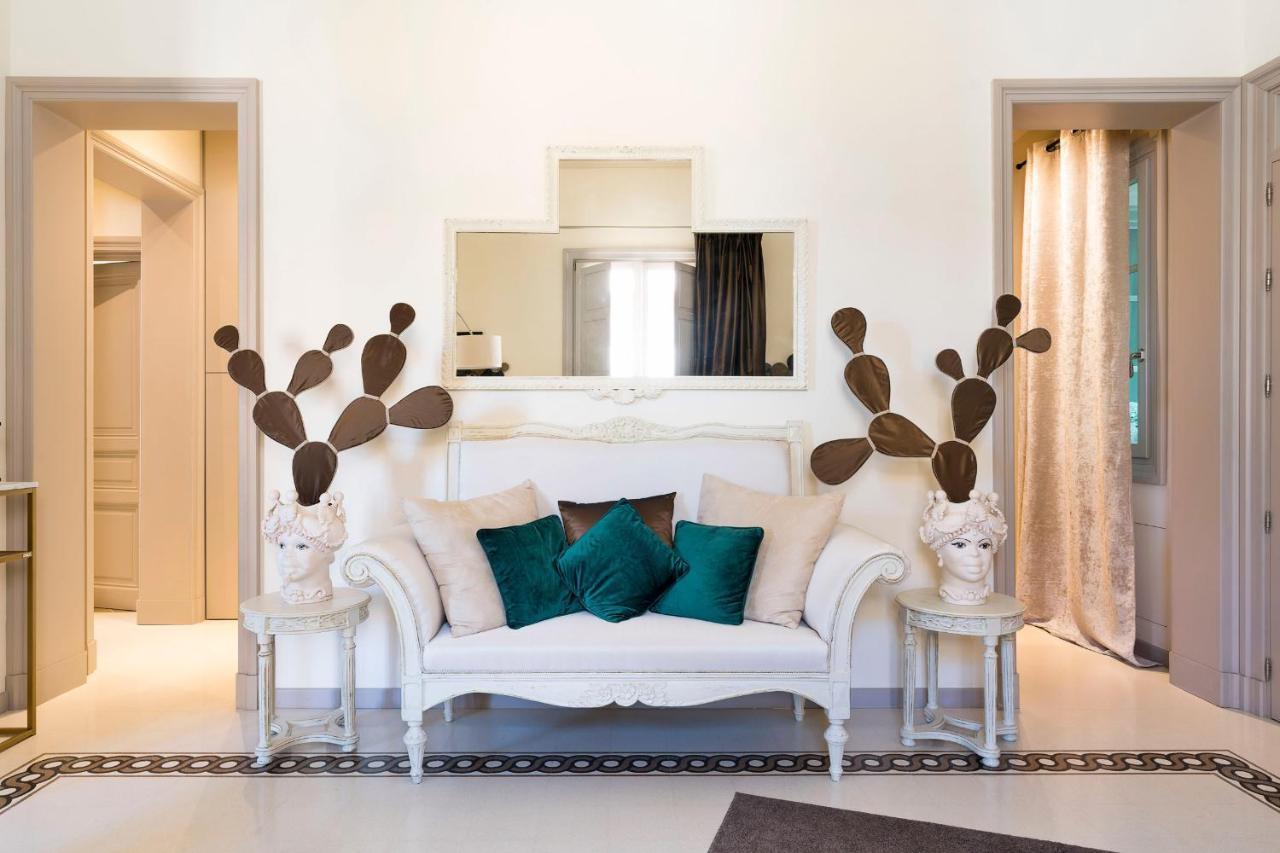 Dimora Al Duomo Apartment ตราปานี ภายนอก รูปภาพ